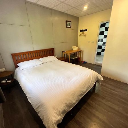 โกลเดนฟลาวเวอร์ บีแอนด์บี Apartment ยู่หลี่ ภายนอก รูปภาพ