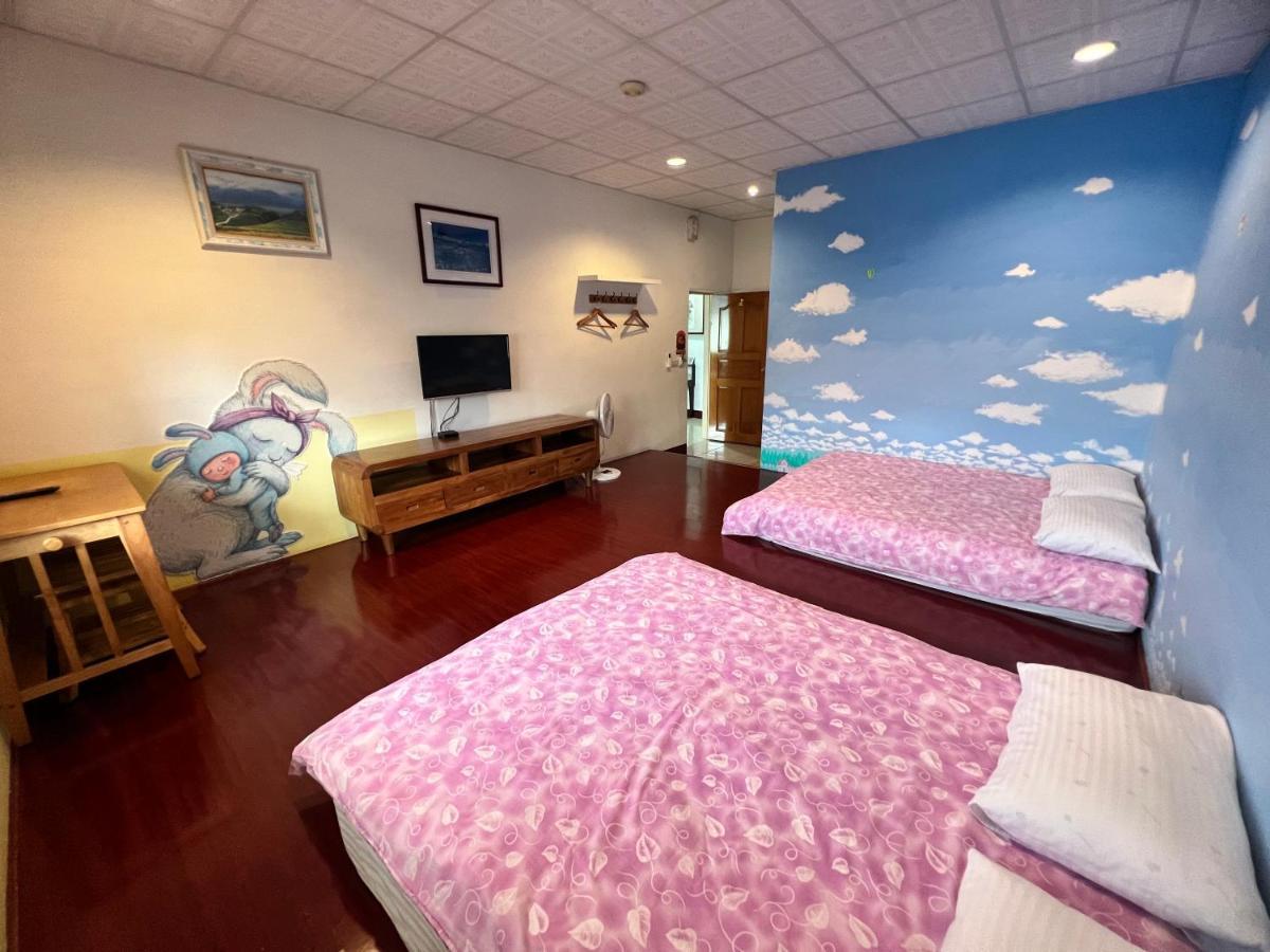 โกลเดนฟลาวเวอร์ บีแอนด์บี Apartment ยู่หลี่ ภายนอก รูปภาพ